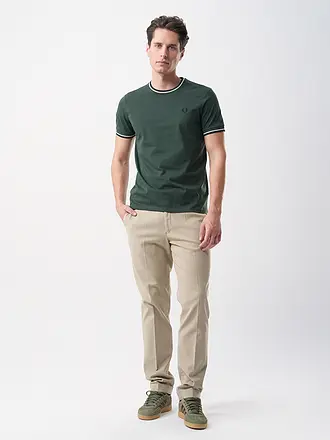 FRED PERRY | Nombre del producto: Camiseta | dunkelgrün